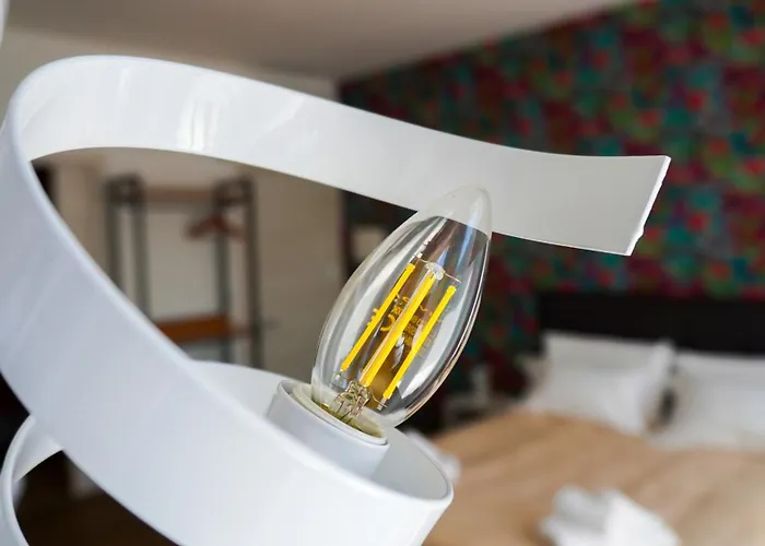 לינה וארוחת בוקר The Platform 4*