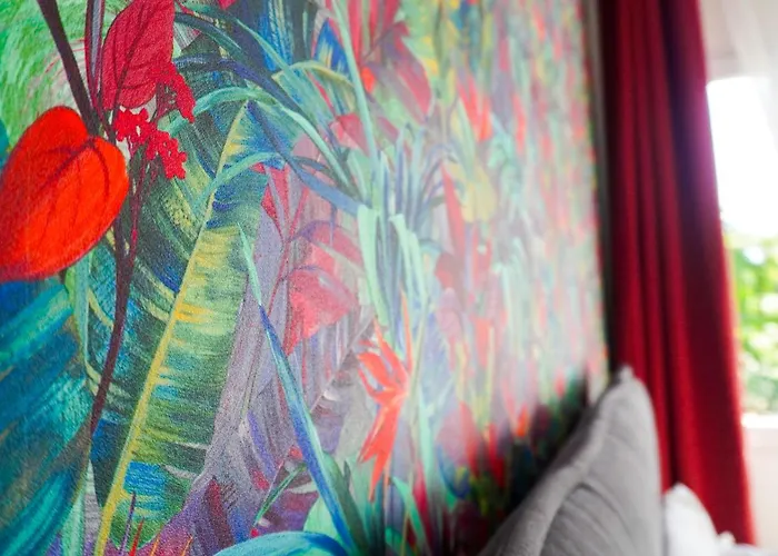 The Platform לינה וארוחת בוקר 4*