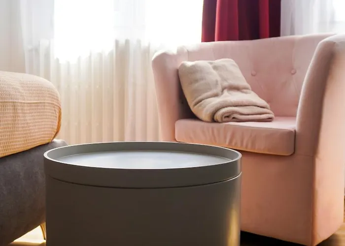 The Platform לינה וארוחת בוקר 4*